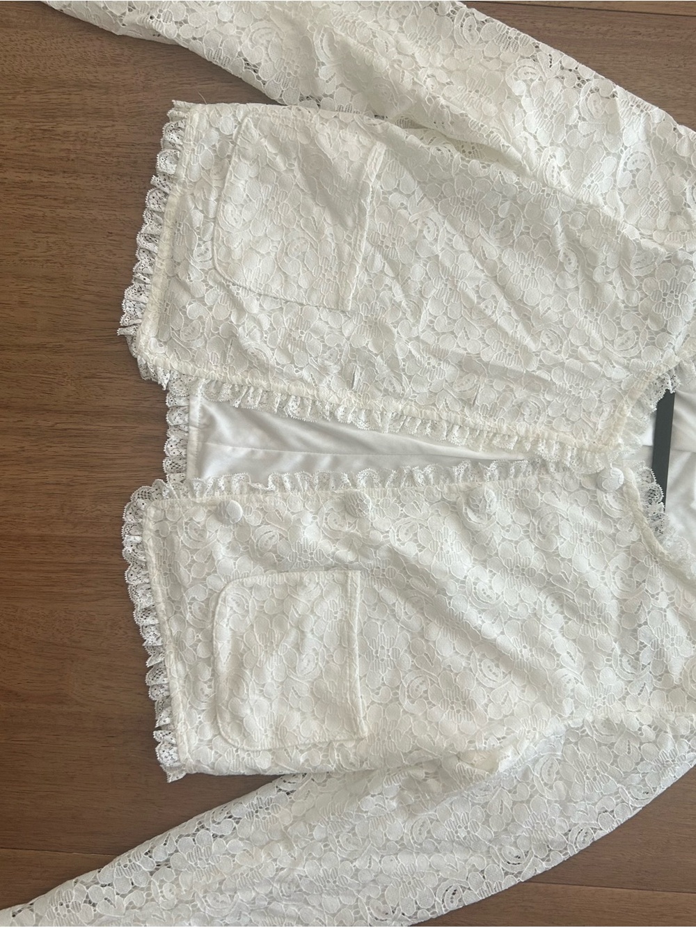 Lulu's Ivory Lace Cropped Jacket - Picture 3 of 4